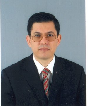 Prof. Dr. Ferhat Koca kimdir?